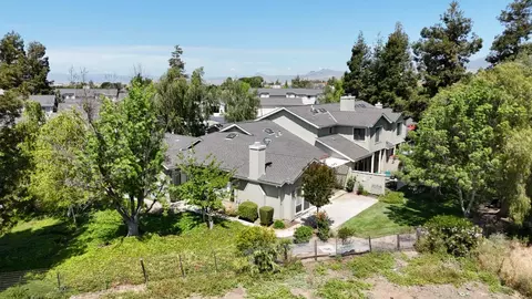 View/Area - 905 Helen Dr, Hollister, CA 95023 photo 1 of 2