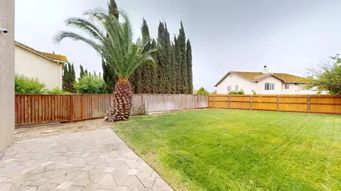 Exterior - 949 Barrera St, Soledad, CA 93960 photo 7 of 8