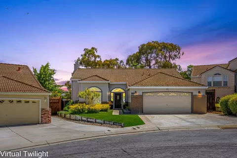 Exterior - 535 Bobbys Ln, Hollister, CA 95023 photo 13 of 14