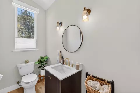 Bath - 540 Cathedral Dr, Aptos, CA 95003 photo 1 of 5