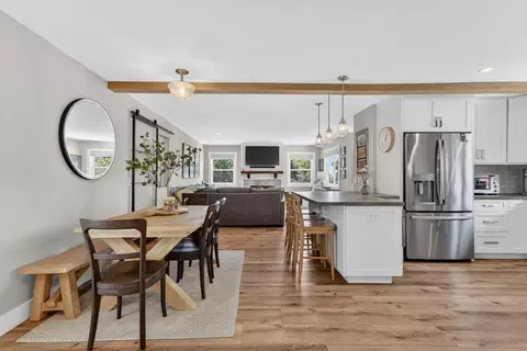 Dining - 540 Cathedral Dr, Aptos, CA 95003 photo 2 of 2