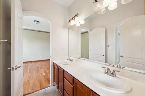 Bath - 39 Escher Cir, Oakley, CA 94561 photo 1 of 5