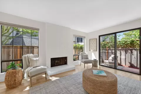 141 Southampton Ln A, Santa Cruz, CA 95062