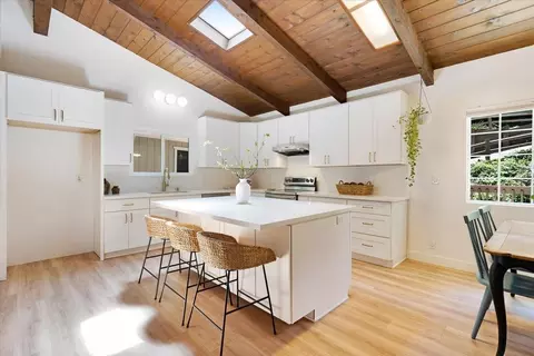 2515 Redwood Dr, Aptos, CA 95003