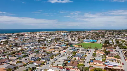 View/Area - 1714 Waring St, Seaside, CA 93955 photo 6 of 6