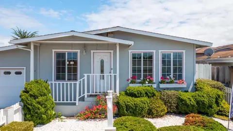 Exterior - 1714 Waring St, Seaside, CA 93955 photo 3 of 10