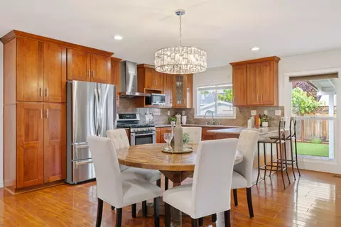 Dining - 1027 Grape Ave, Sunnyvale, CA 94087 photo 2 of 2