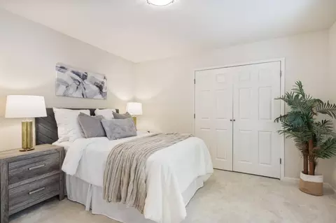 902 San Marcos Cir, Mountain View, CA 94043 photo 14