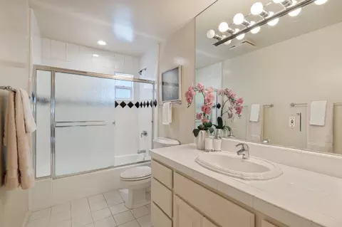 902 San Marcos Cir, Mountain View, CA 94043 photo 15