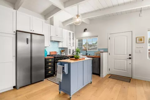 Kitchen - 522 Laverne Ave, Aptos, CA 95003 photo 3 of 3