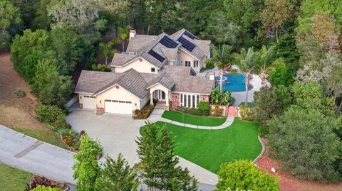 302 Pine Forest Dr, Aptos, CA 95003