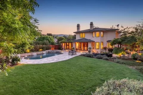 10517 Manzanita Ct, Cupertino, CA 95014