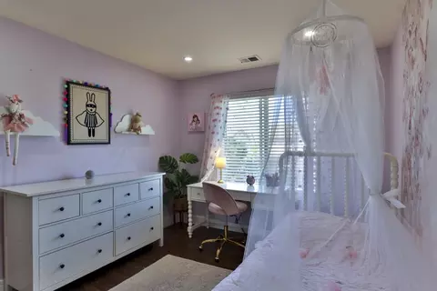 Bedroom - 2202 Estee Ct, San Jose, CA 95133 photo 4 of 5