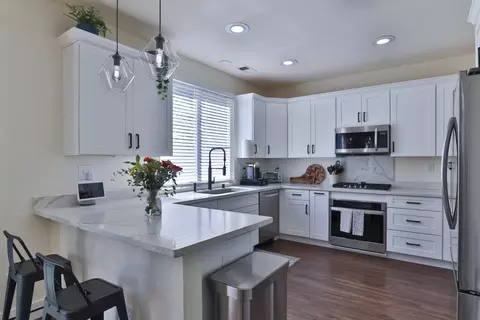 Kitchen - 2202 Estee Ct, San Jose, CA 95133 photo 2 of 5