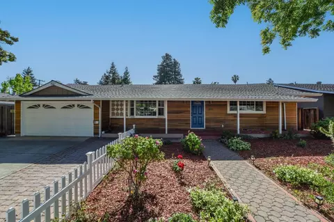 10128 Estates Dr, Cupertino, CA 95014