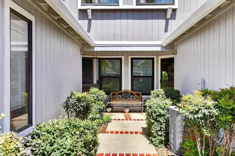 17074 Creekside Cir, Morgan Hill, CA 95037