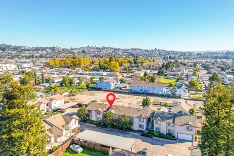 View/Area - 920 Elgin St G, San Lorenzo, CA 94580 photo 2 of 4