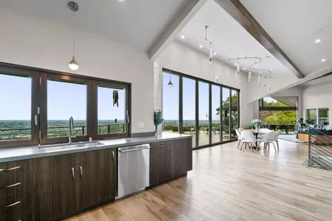 17808 Tourney Rd, Los Gatos, CA 95030