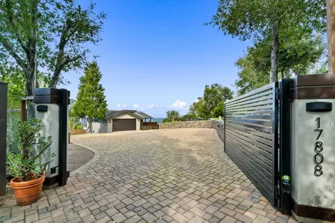 17808 Tourney Rd, Los Gatos, CA 95030