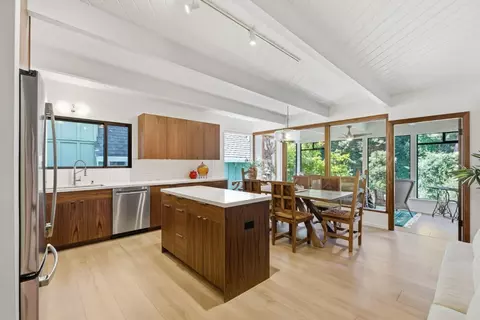 Kitchen - 533 Riverview Dr, Capitola, CA 95010 photo 6 of 6