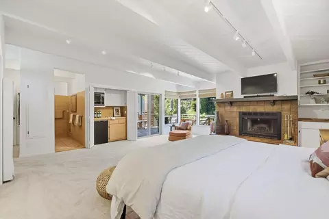 Bedroom - 533 Riverview Dr, Capitola, CA 95010 photo 2 of 5