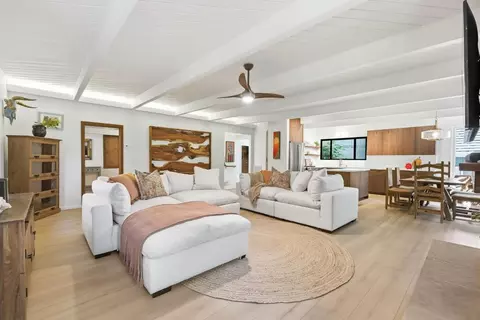 Living - 533 Riverview Dr, Capitola, CA 95010 photo 2 of 3