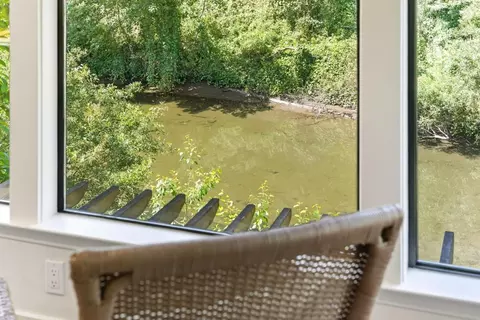 View/Area - 533 Riverview Dr, Capitola, CA 95010 photo 6 of 10