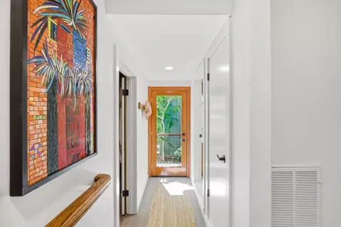 Entry Way - 533 Riverview Dr, Capitola, CA 95010 photo 4 of 4