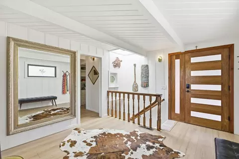 Entry Way - 533 Riverview Dr, Capitola, CA 95010 photo 1 of 4
