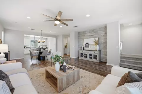 176 E Main Ave, Morgan Hill, CA 95037