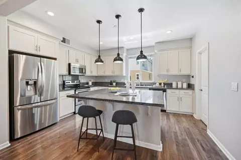 Kitchen - 176 E Main Ave, Morgan Hill, CA 95037 photo 2 of 3