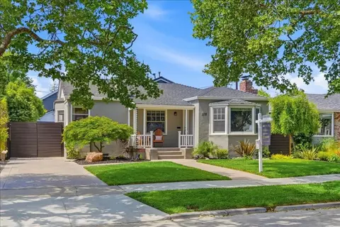 278 Iris St, Redwood City, CA 94062