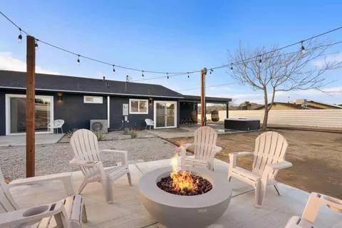 Exterior - 7137 Hanford Ave, Yucca Valley, CA 92284 photo 9 of 14