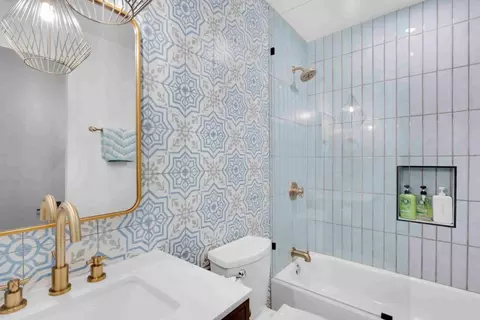 Bath - 7137 Hanford Ave, Yucca Valley, CA 92284 photo 3 of 5