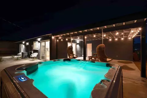 Exterior - 7137 Hanford Ave, Yucca Valley, CA 92284 photo 12 of 14