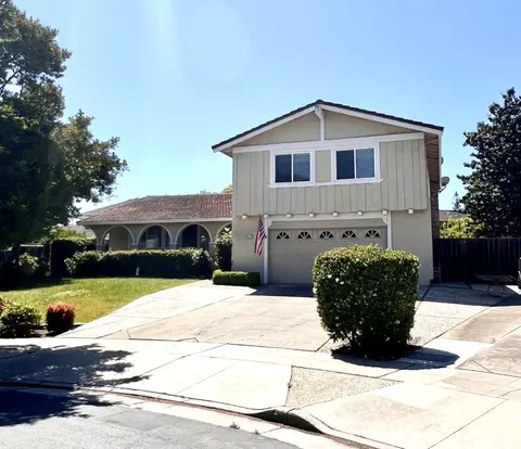 6669 Pebblewood Ct, San Jose, CA 95120