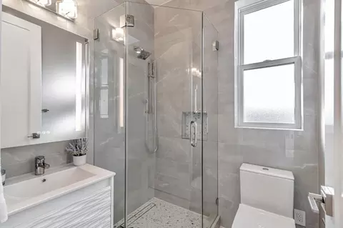 Bath - 1066 Larch Ave, Moraga, CA 94556 photo 5 of 6