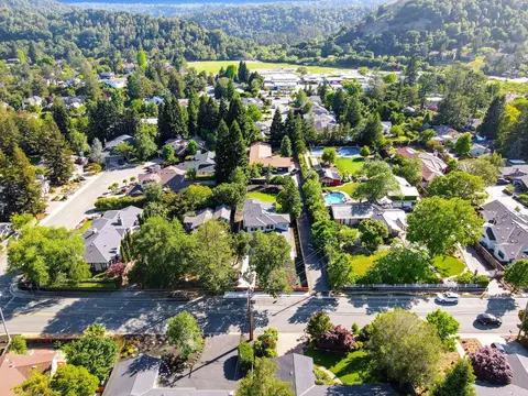 View/Area - 1066 Larch Ave, Moraga, CA 94556 photo 3 of 4