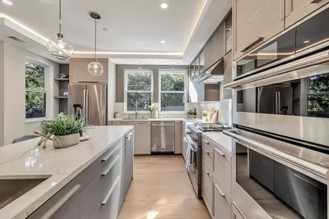 Kitchen - 1066 Larch Ave, Moraga, CA 94556 photo 5 of 6