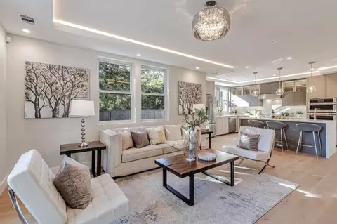 1066 Larch Ave, Moraga, CA 94556