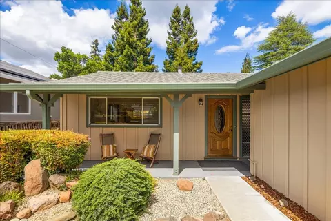 151 Lyell St, Los Altos, CA 94022
