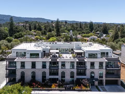 450 First St 109, Los Altos, CA 94022
