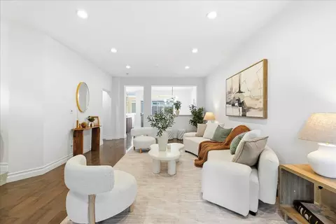 1172 La Rochelle Ter C, Sunnyvale, CA 94089