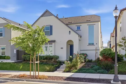 3004 Ellis Town Dr, Tracy, CA 95377