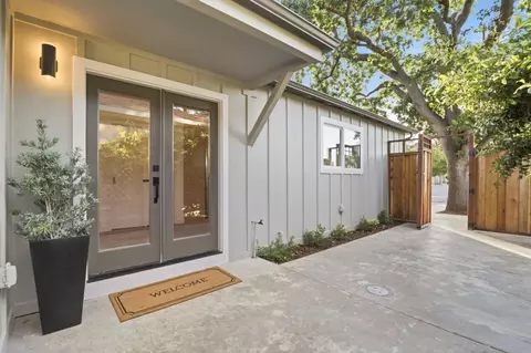 715 Roosevelt Ave, Redwood City, CA 94061