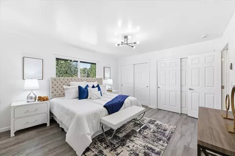 Bedroom - 99 E Middlefield Rd 34, Mountain View, CA 94043 photo 7 of 8