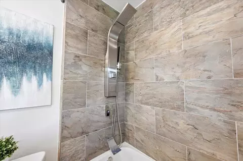 Bath - 99 E Middlefield Rd 34, Mountain View, CA 94043 photo 3 of 5
