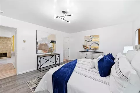 Bedroom - 99 E Middlefield Rd 34, Mountain View, CA 94043 photo 1 of 8