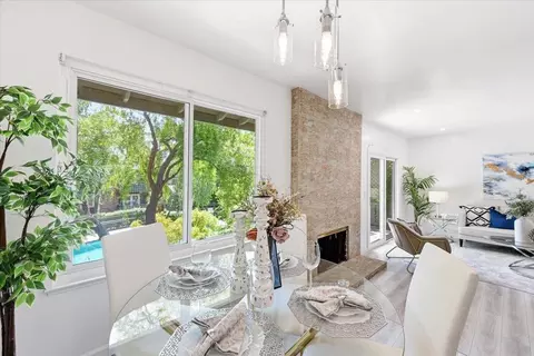 Dining - 99 E Middlefield Rd 34, Mountain View, CA 94043 photo 1 of 5