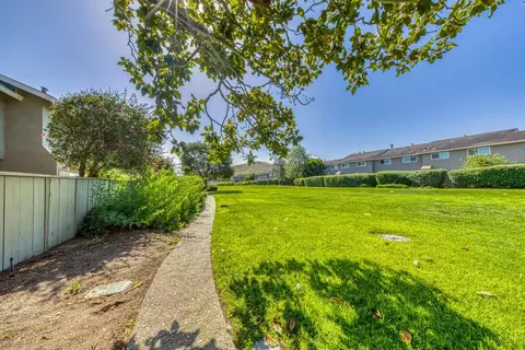 Exterior - 19100 Creekside Pl, Salinas, CA 93908 photo 9 of 12